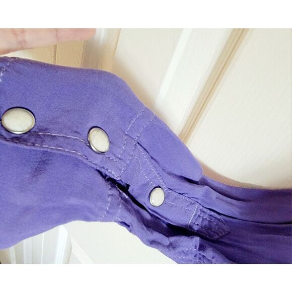 True Religion XS Pearl Snap Western Buttoned Shirt Crystal Logo Pockets Purple - Picture 8 of 10